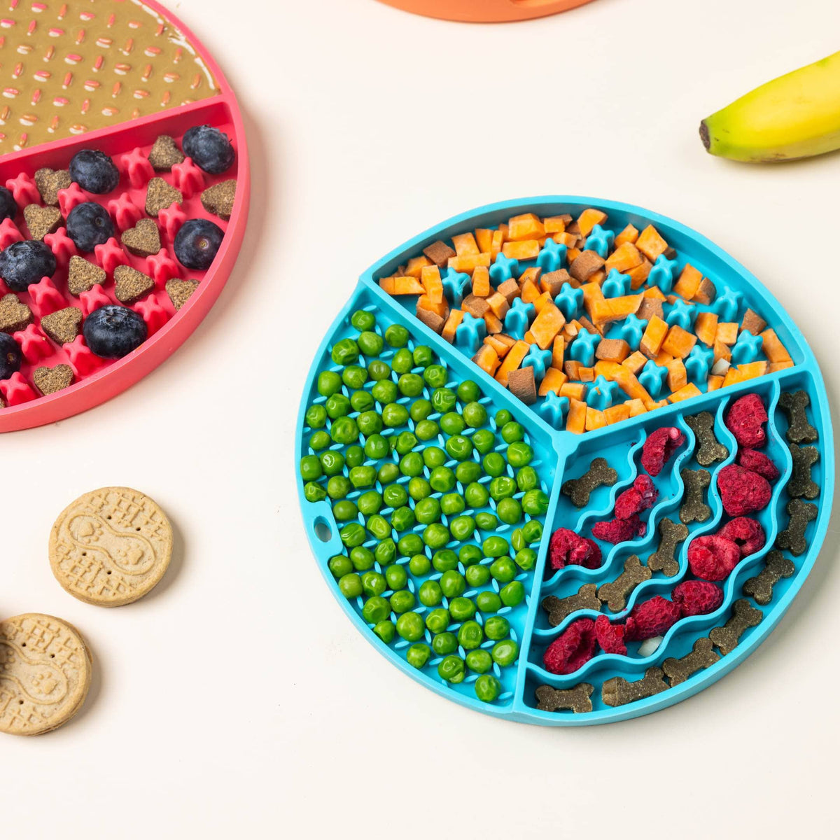 Yellow Lick Mat for Dogs & Cats, Suction Cups — additional photo 6