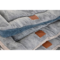 V4H887482A07A61EC366AA9EEE412CA8BA6R5677358P3