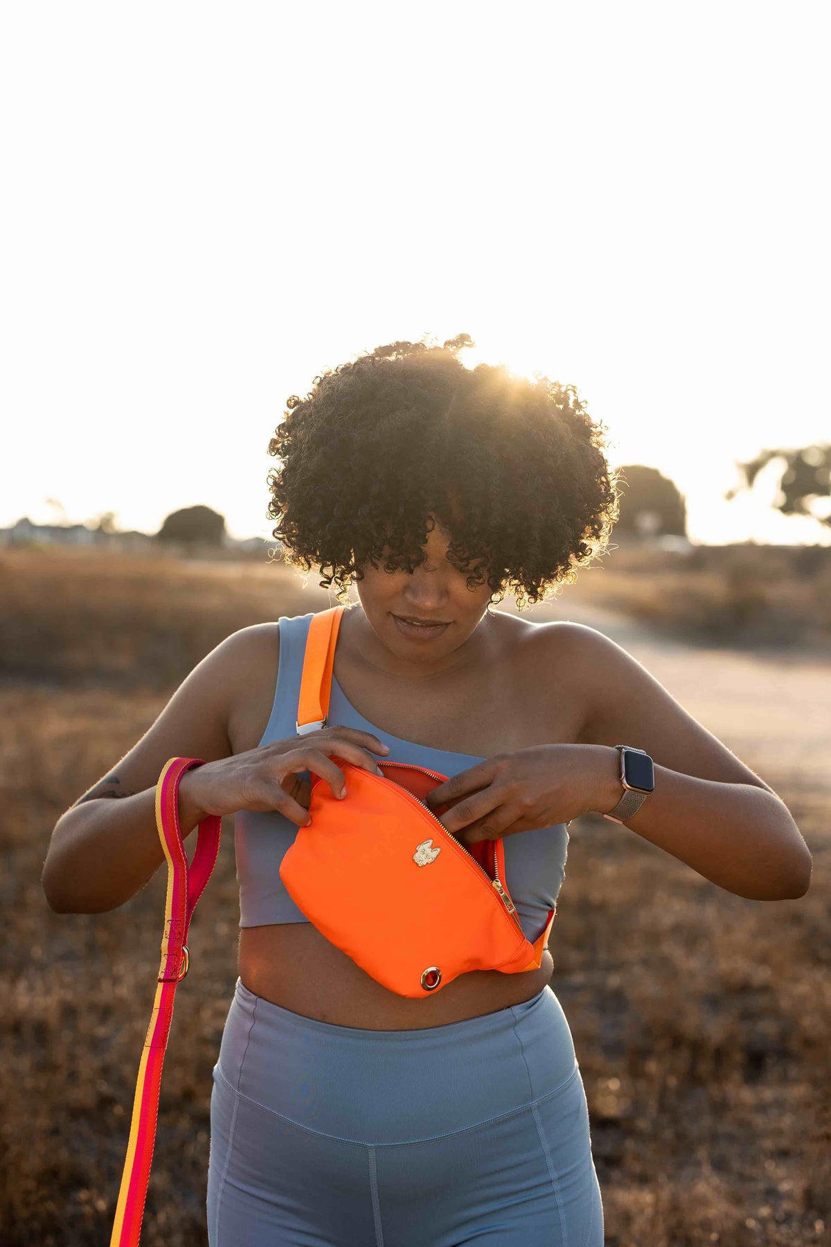 Remi hands-free walking belt bag — additional photo 7