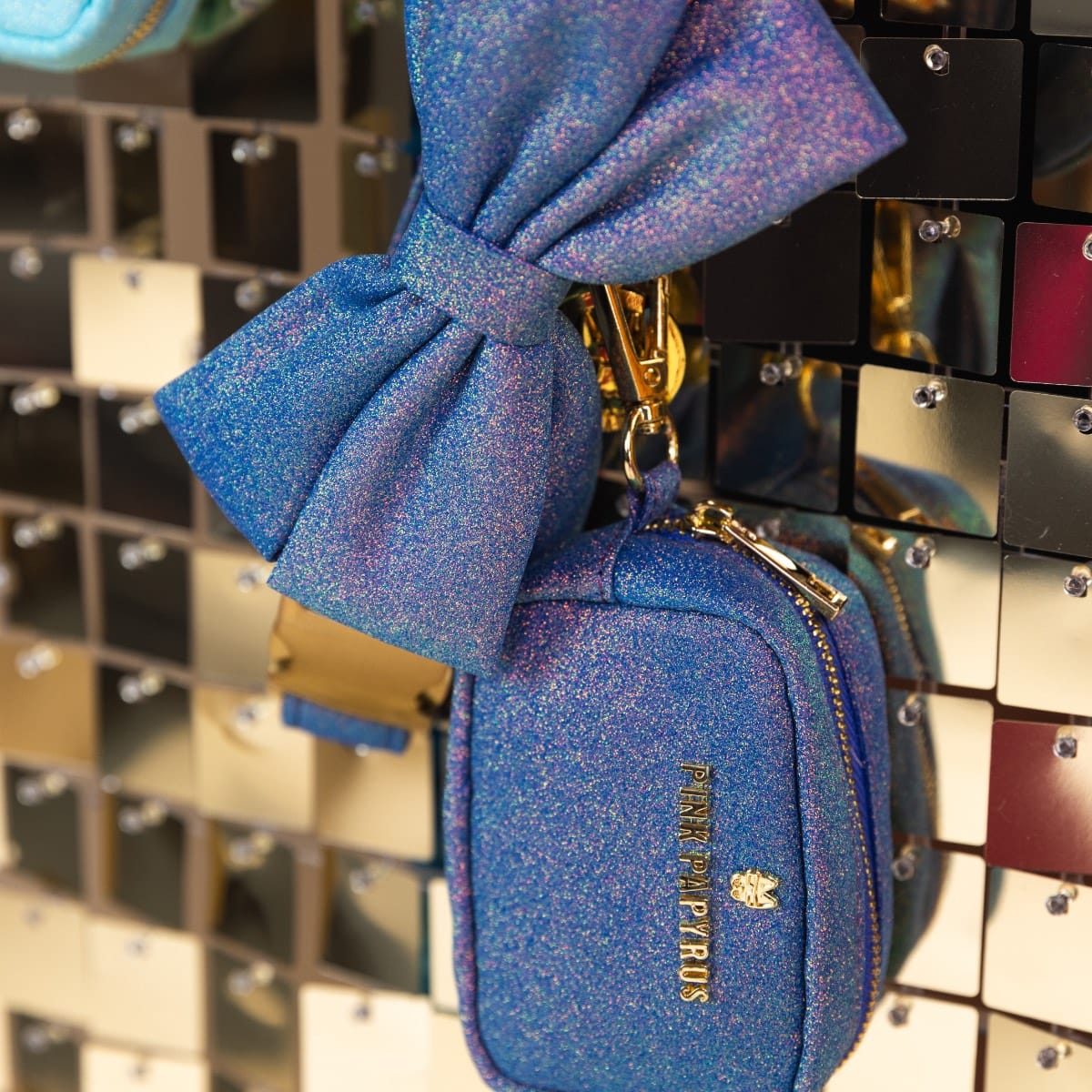 Jolie treat pouch and poop bag holder — additional photo 5