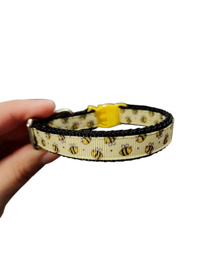 1/2" Yellow Bees Nylon Dog / Cat Collar