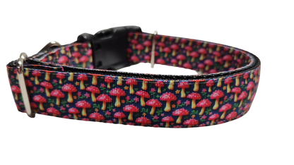 Little Mushrooms Nylon Dog Collar